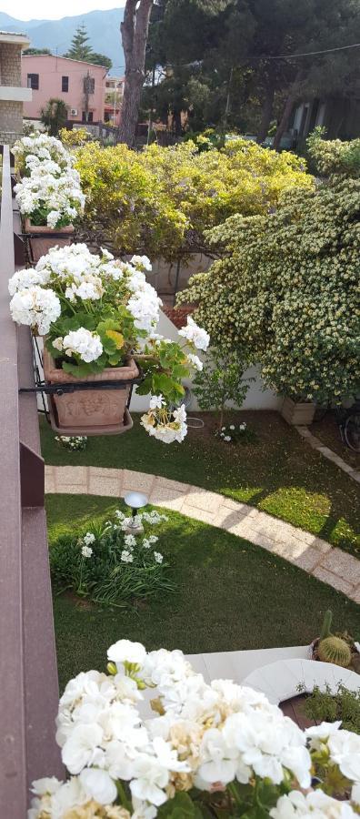Bed and Breakfast Sole D'Oro Iun S4354 La Maddalena  Exterior foto