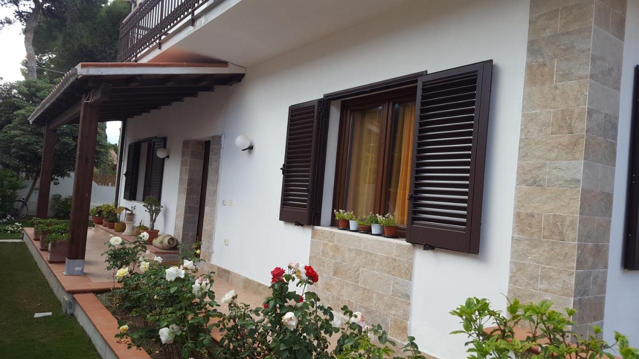 Bed and Breakfast Sole D'Oro Iun S4354 La Maddalena  Exterior foto
