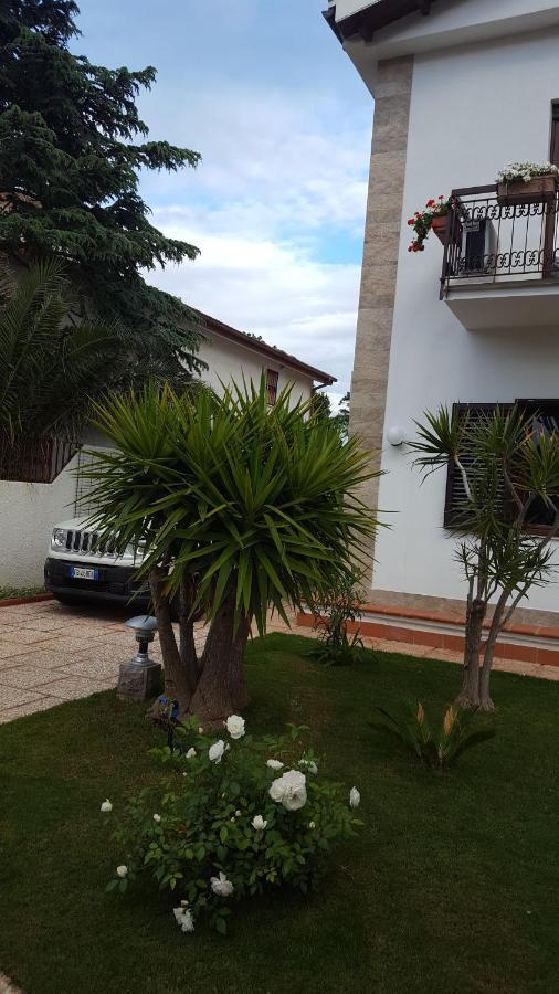 Bed and Breakfast Sole D'Oro Iun S4354 La Maddalena  Exterior foto