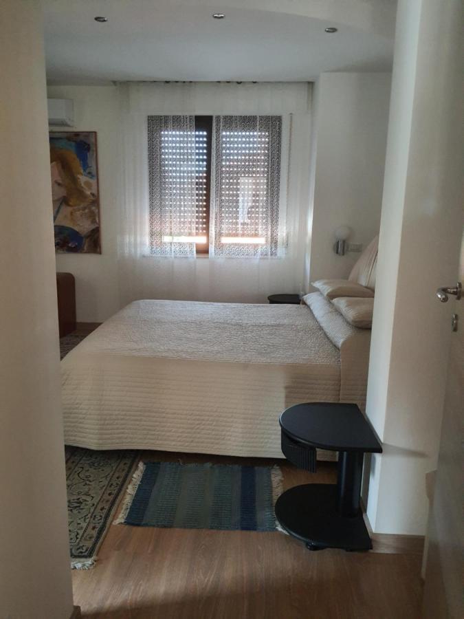 Bed and Breakfast Sole D'Oro Iun S4354 La Maddalena  Exterior foto