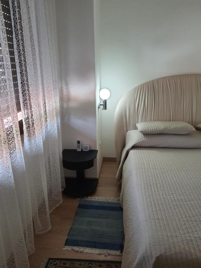 Bed and Breakfast Sole D'Oro Iun S4354 La Maddalena  Exterior foto