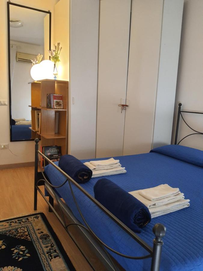 Bed and Breakfast Sole D'Oro Iun S4354 La Maddalena  Exterior foto